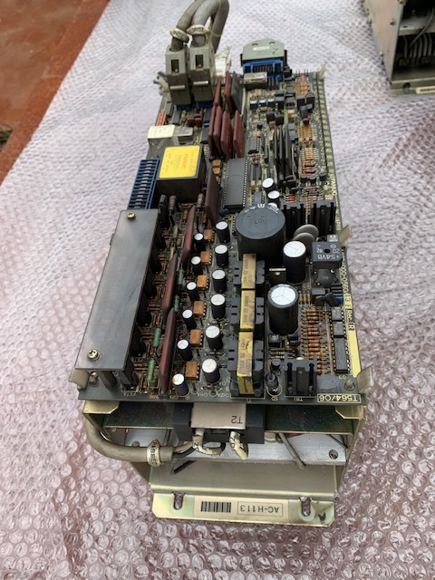 Fanuc コントロールユニット A06B-6050-H113