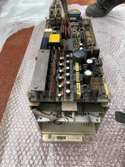 Fanuc コントロールユニット A06B-6050-H113