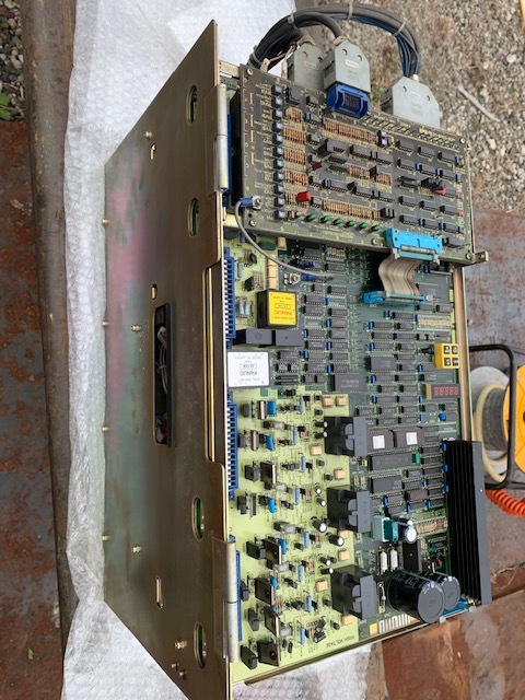 Fanuc ACスピンドルサーボユニット A06B-6055-H112