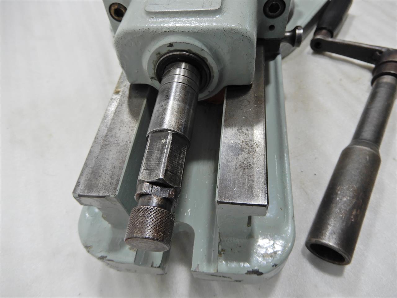 武田機械 油圧バイス TK-125HVS　回転台付き