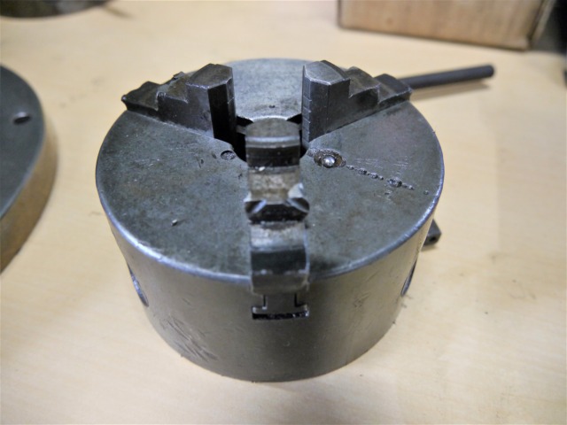 北川 3爪スクロールチャック φ110