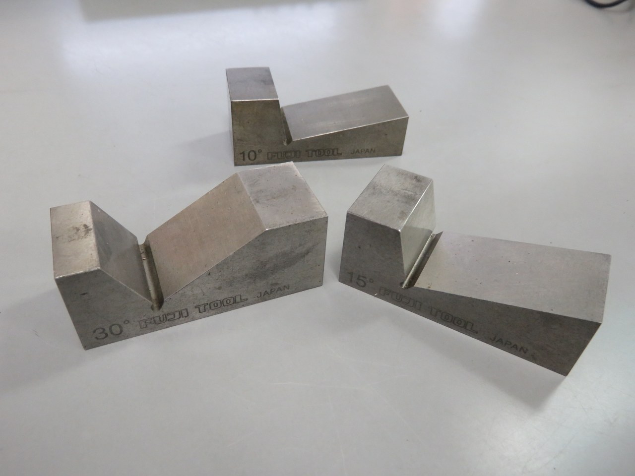 Fuji tool ユニバーサルアングルブロック UAB-8