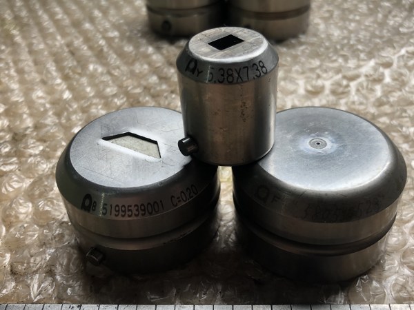 AMADA/CONIC タレパン金型(ダイ)1山 不明