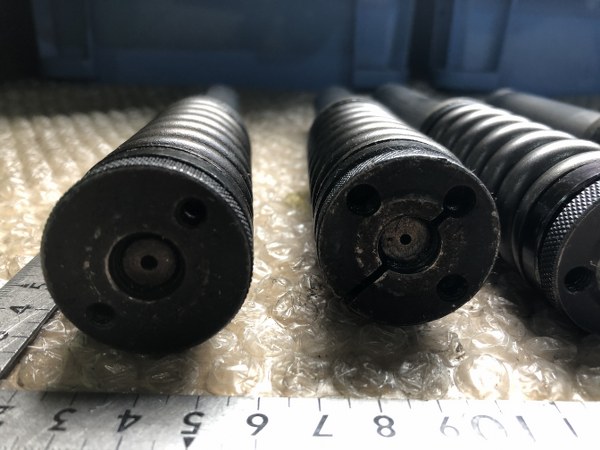 不明 タレパン金型（パンチ）1山 1山4本セット