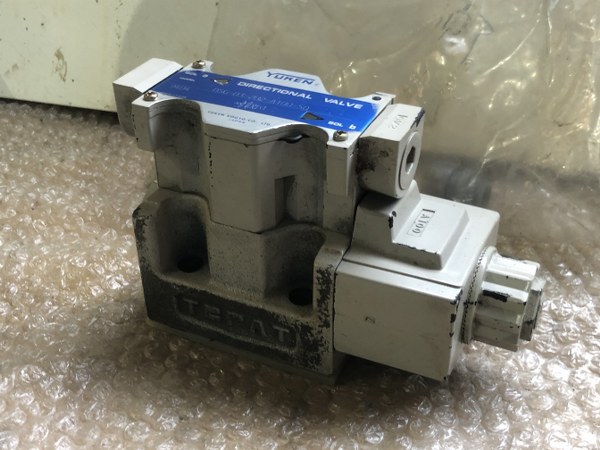 油研工業/YUKEN KOGYO 方向弁 DSG-03-2B2-A100-50