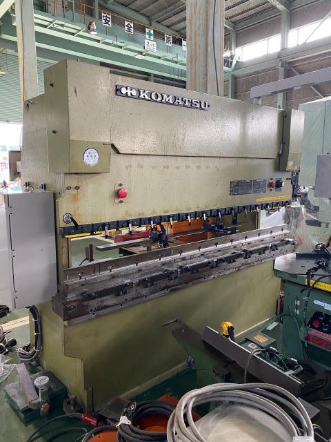 コマツ 80T油圧プレス PHS-80*255
