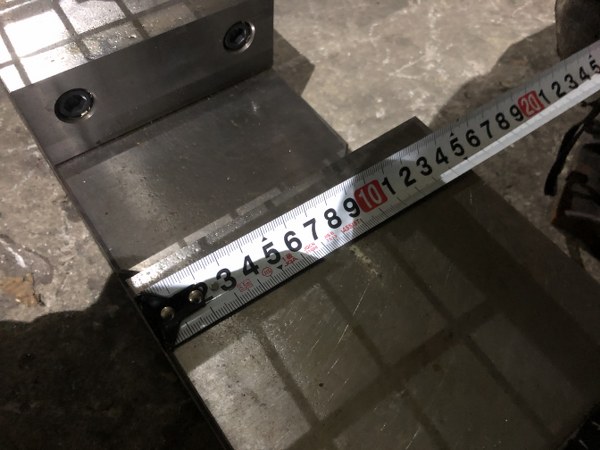 不明 バイス 不明