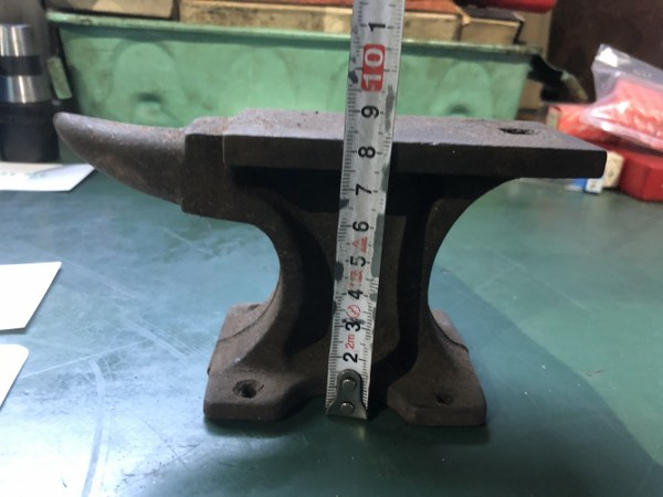 不明 アンビル 不明