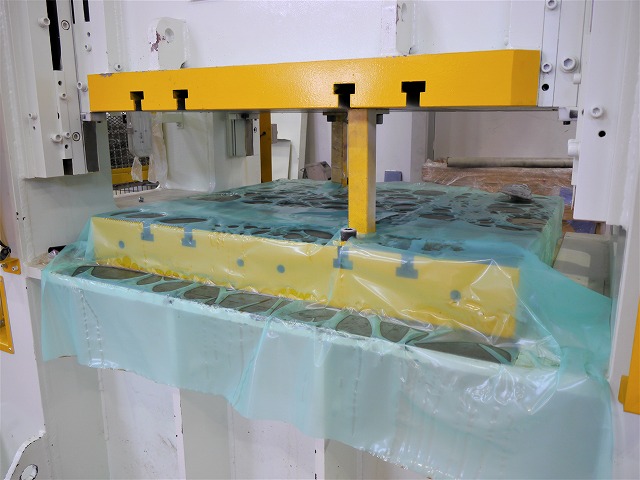 連傑油圧工業股份有限公司 【新品】150t油圧プレス LDO-150-20-1200×1000