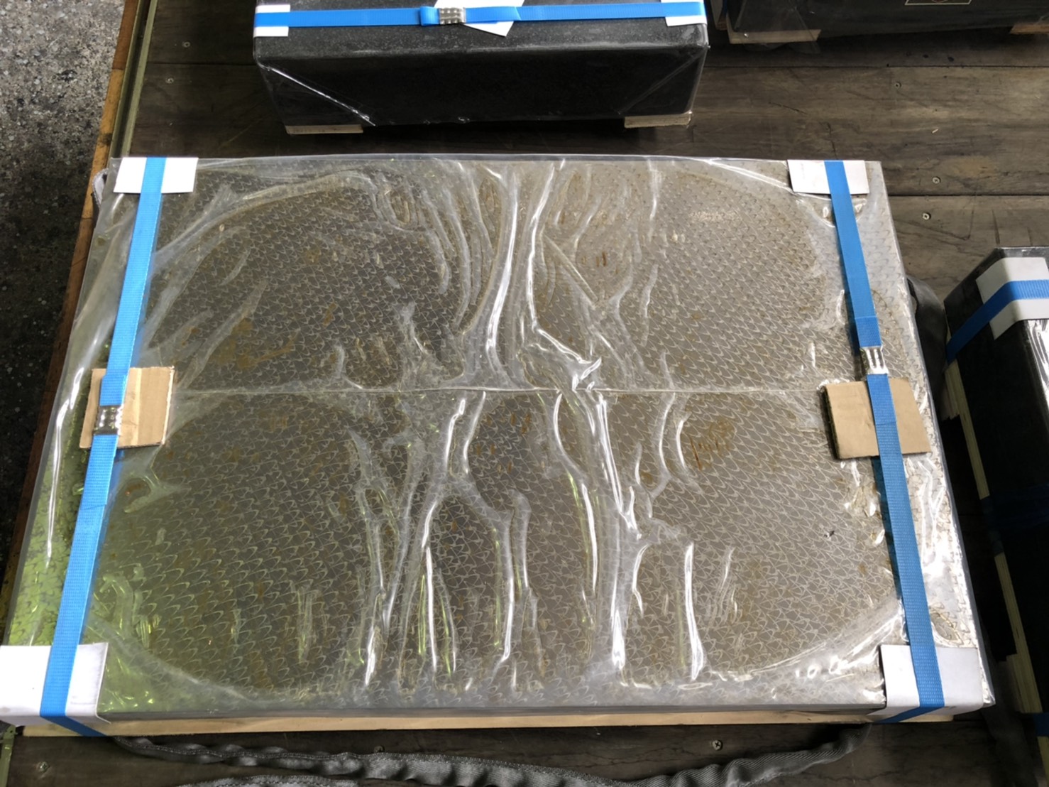 ユニセイキ 箱型定盤　研磨仕上 500x750mm