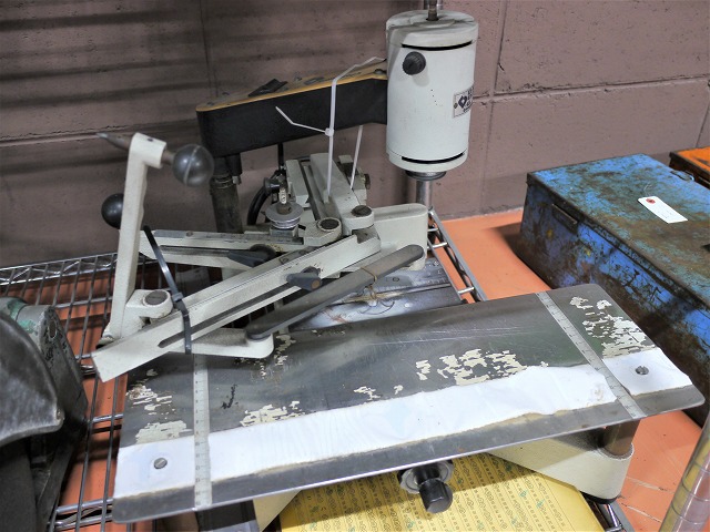 グラボグラフ社 卓上式彫刻機 IM-3型