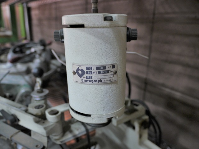 グラボグラフ社 卓上式彫刻機 IM-3型