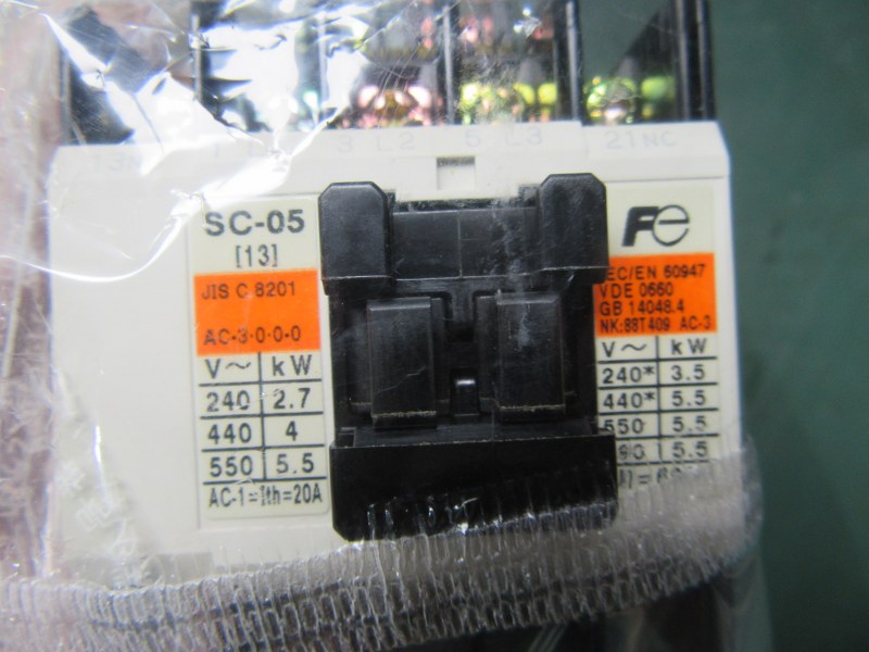 富士電機/FUJI ELECTRIC 標準形電磁接触器 SC-05