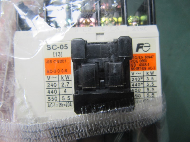 富士電機/FUJI ELECTRIC 標準形電磁接触器 SC-05