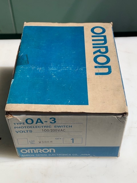 オムロン 光電スイッチ OA-3