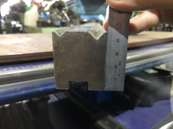 不明 ベンダー金型(2Vダイ) V8V12
