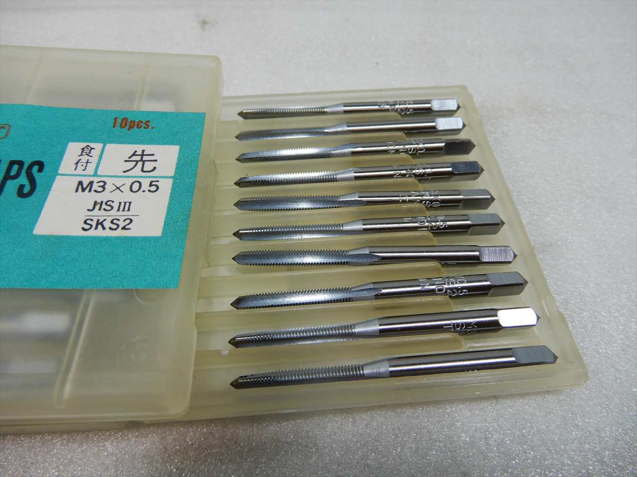 田野井 ハンドタップ 【未使用】M3×0.5　10本