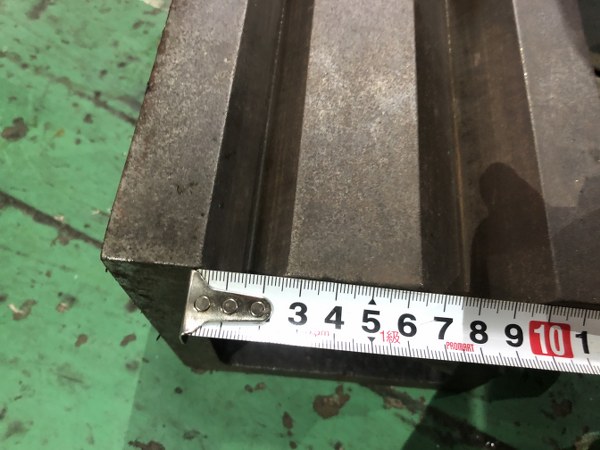 不明 V溝付枡型ブロック 不明
