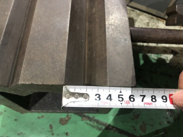 不明 V溝付枡型ブロック 不明