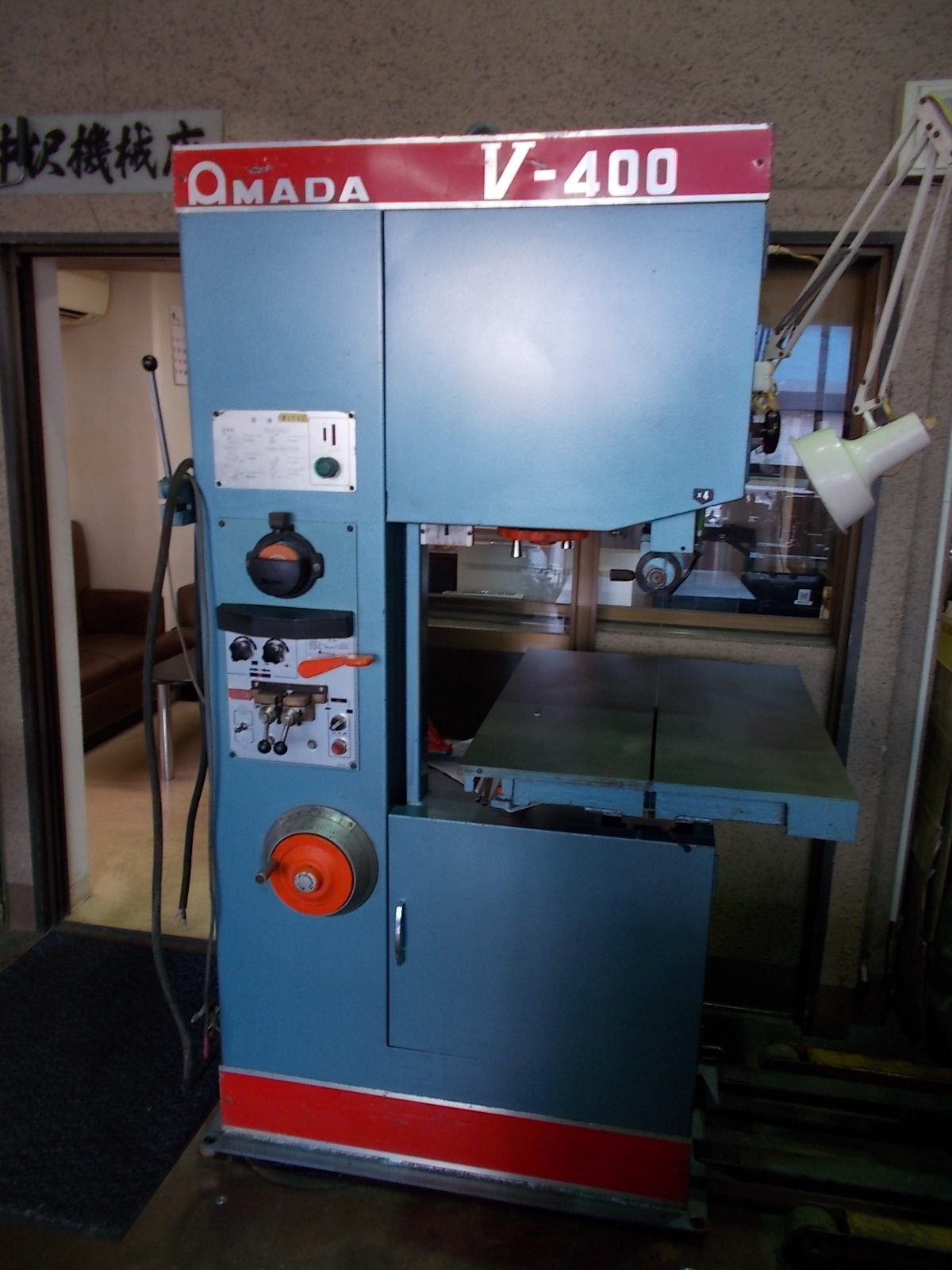 アマダ コンターマシン  H016211 コンターマシン アマダ V-400 | 株式会社 小林機械