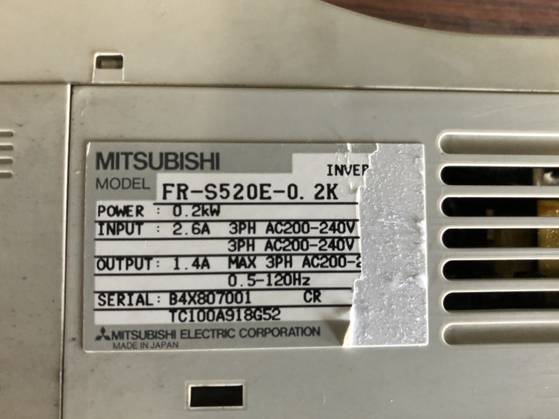 三菱電機/MITSUBISHI インバータ FR-S520E-0.2K