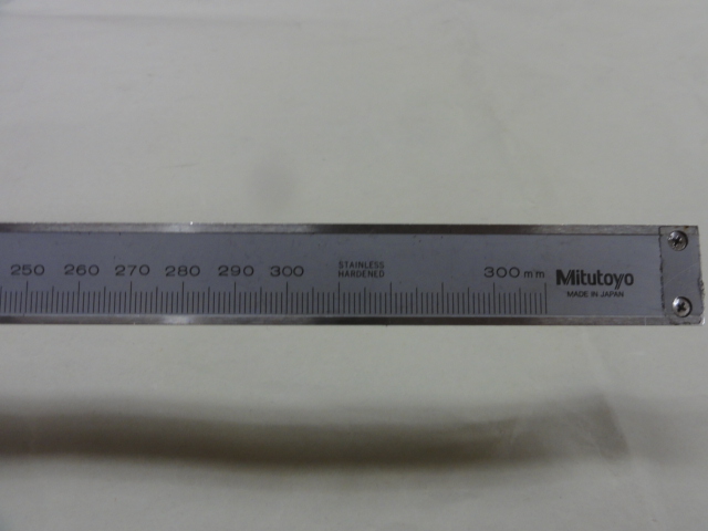 MITUTOYO｜ミツトヨ 丸穴ピッチノギス NT10P-30