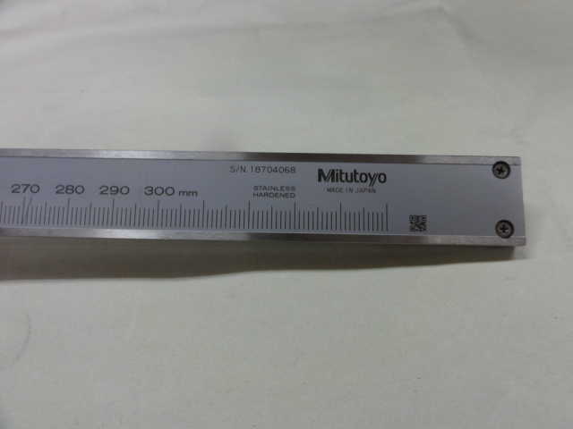 MITUTOYO｜ミツトヨ 丸穴ピッチノギス NT10P-30