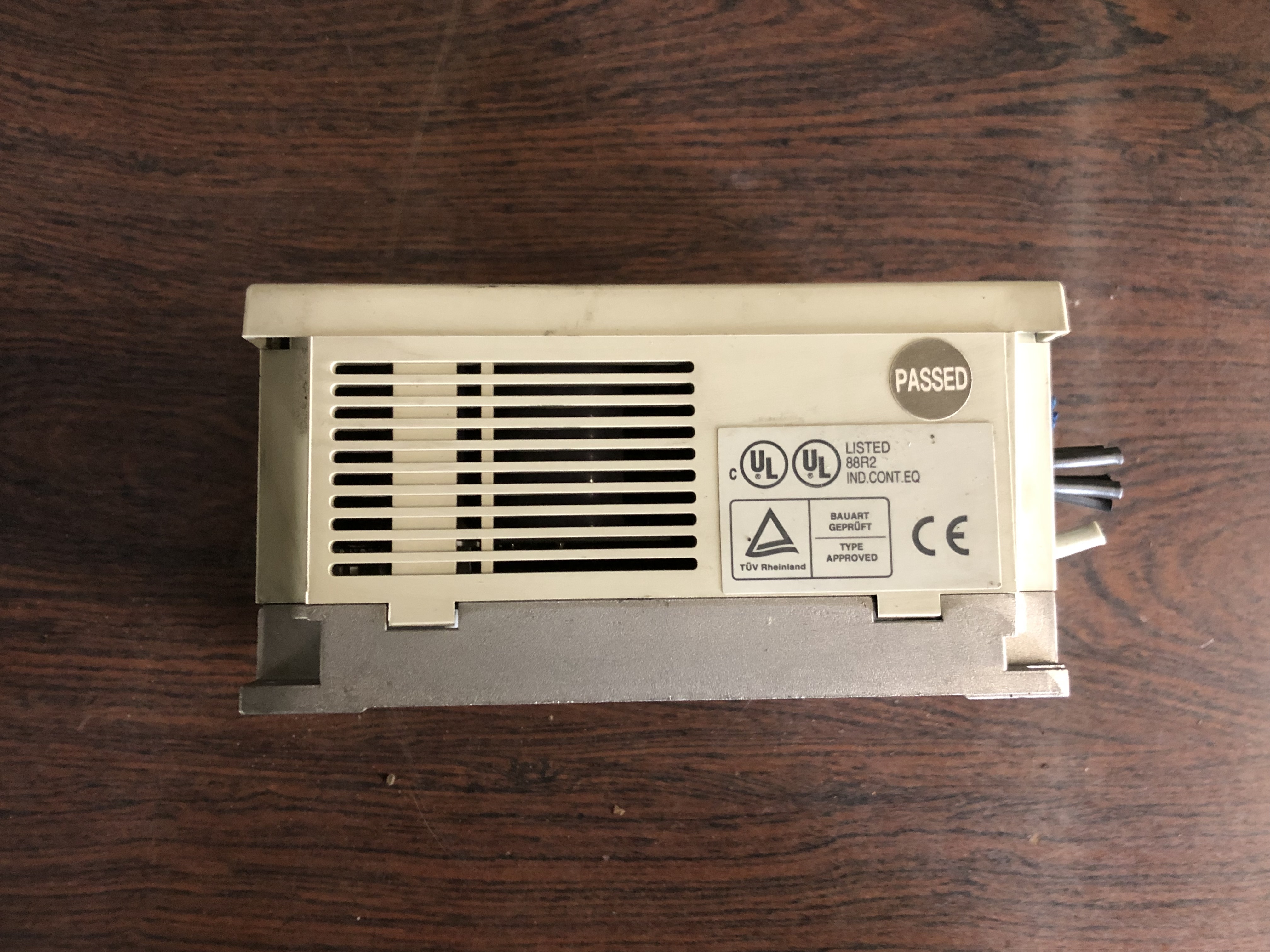 三菱電機/MITSUBISHI インバーターINVERTER FR-A024-0.4K