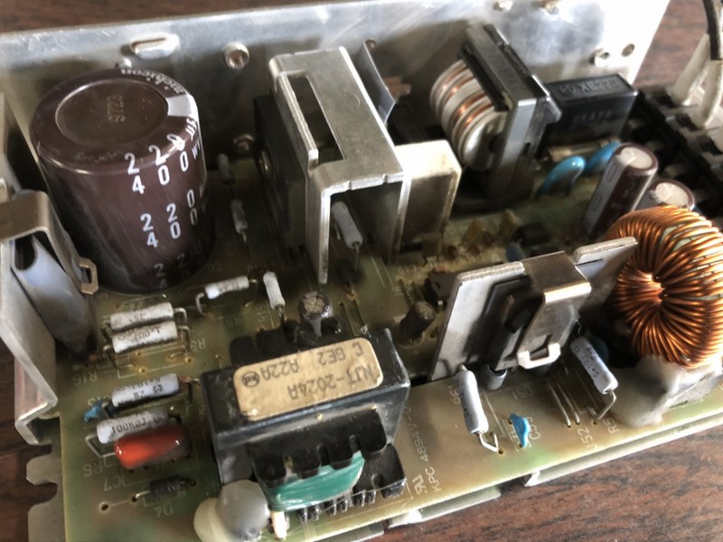 オムロン/OMRON パワーサプライ S82J-2024