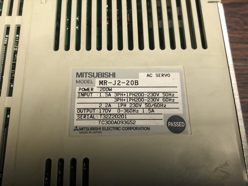 三菱/MITSUBISHI サーボアンプ MR-J2-20B