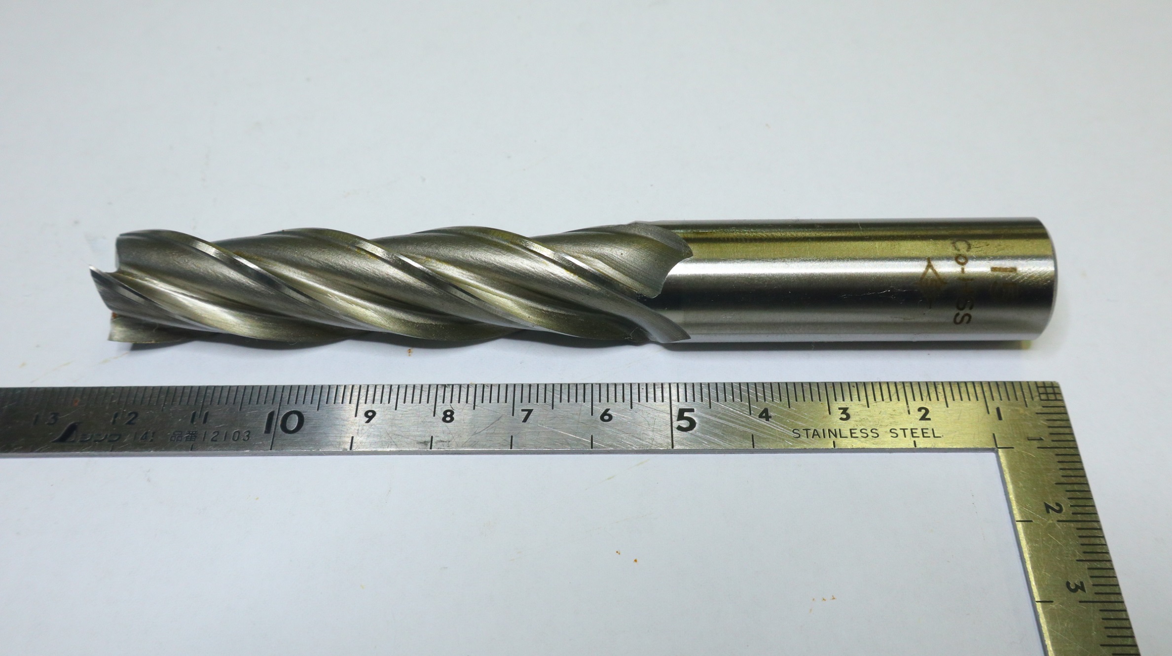 KOBELCO 4枚刃エンドミル KOBELCO 4枚刃エンドミル　4LS　 刃径15mm　未使用 刃径15mm　刃長70mm　シャンク径16mm　全長120mm