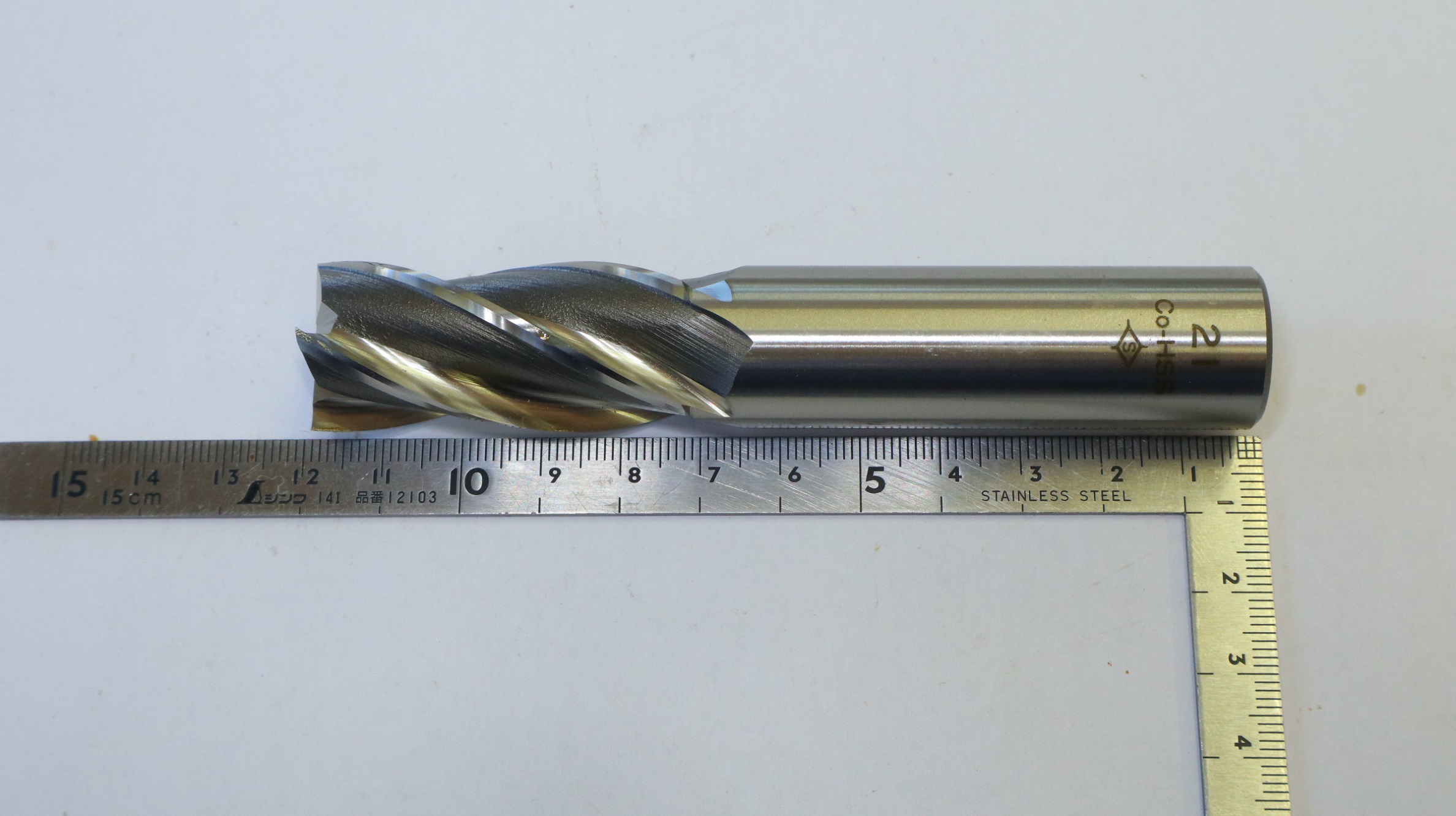 KOBELCO 4枚刃エンドミル KOBELCO 4枚刃エンドミル　4MC　センターカット  刃径21mm　未使用 刃径21mm　刃長47mm　シャンク径20mm　全長115mm