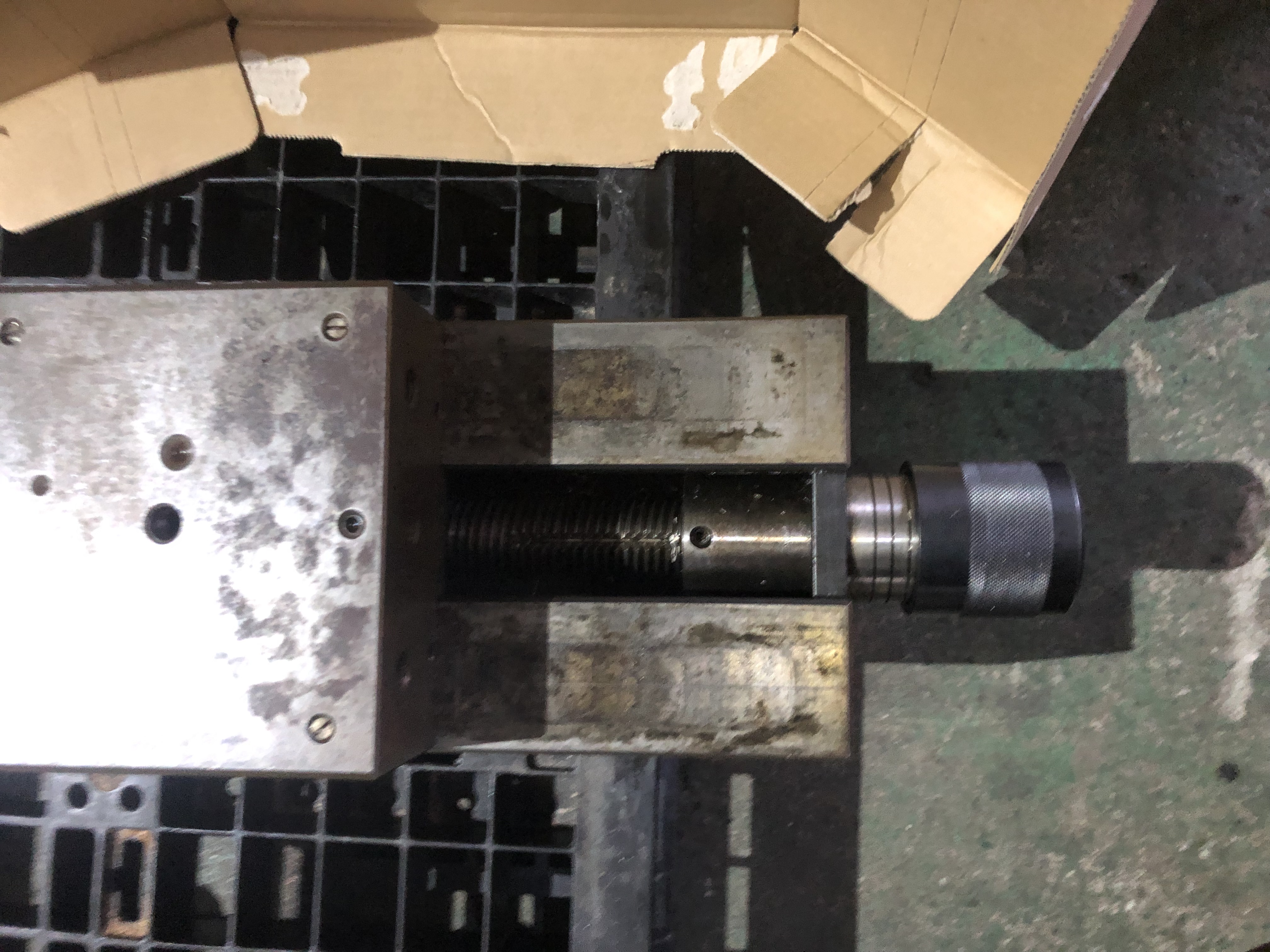 不明 油圧バイス 口幅150mm　口高60mm