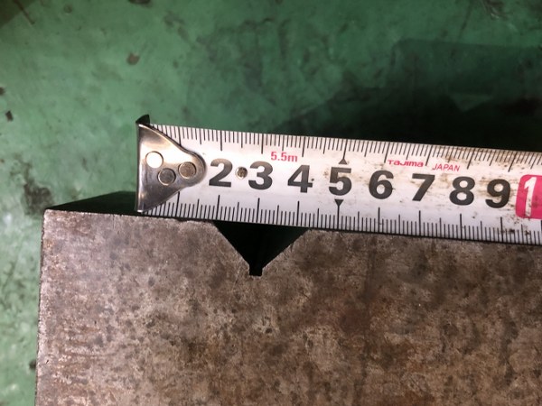 不明 V溝付桝型ブロック 150x150mm