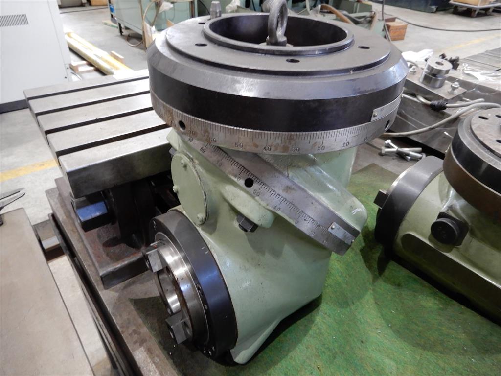 オークマ ユニバーサルアングルヘッド BT50　許容回転数500rpm