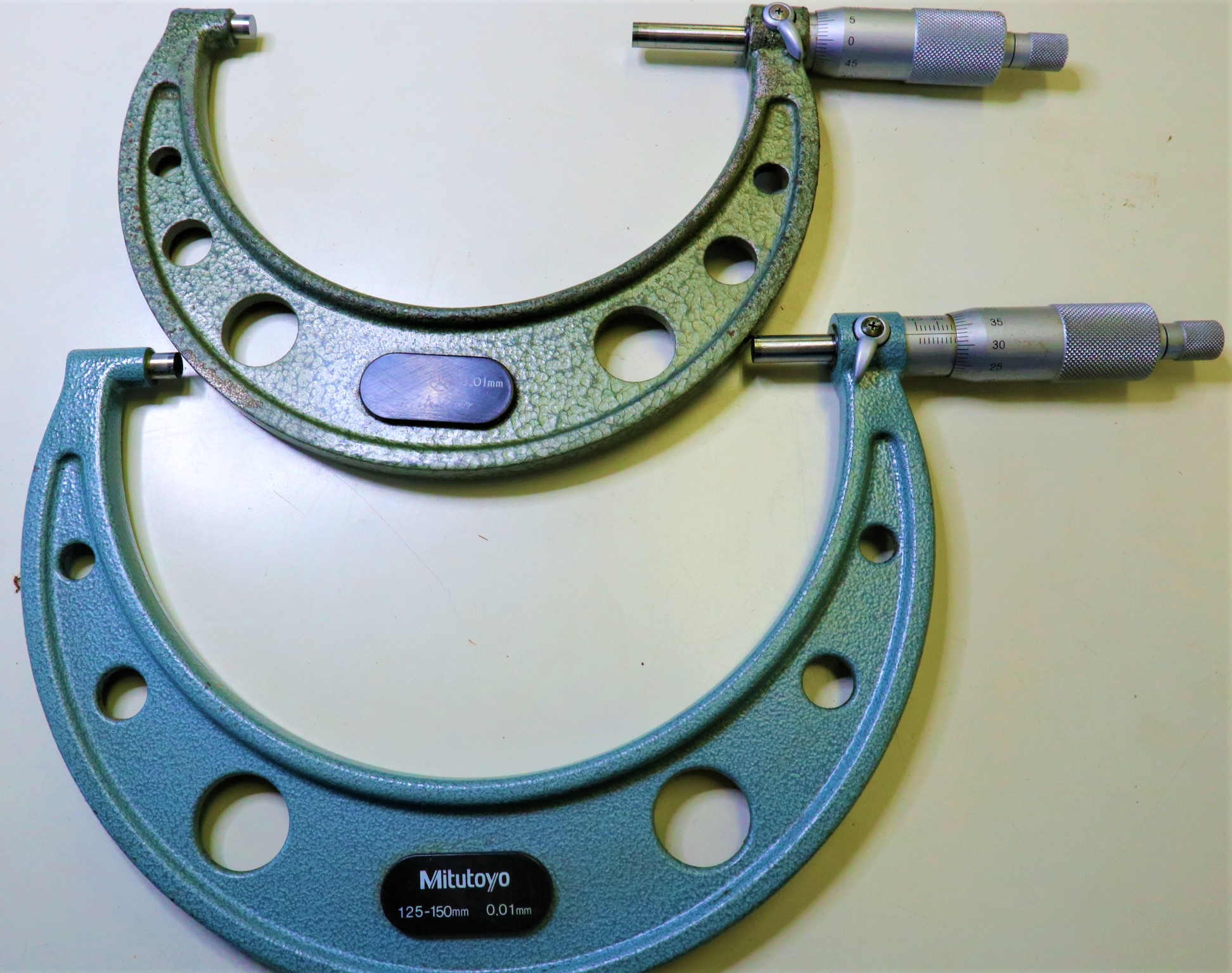 MITUTOYO｜ミツトヨ 外径マイクロメーター 100～125.　125～150mm　0.01mm