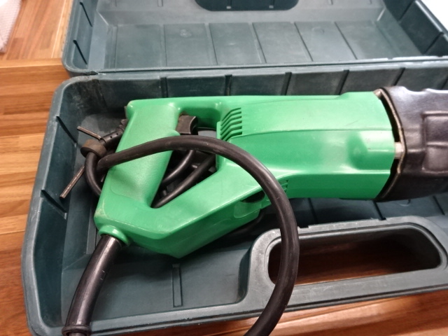 日立工機 電子セーバーソー CR12V