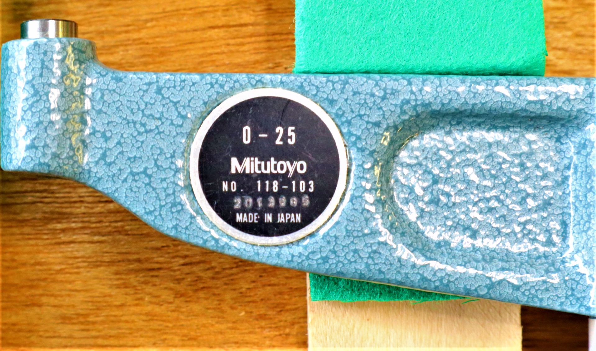 ミツトヨ U字形鋼板マイクロメータ 0～25mm