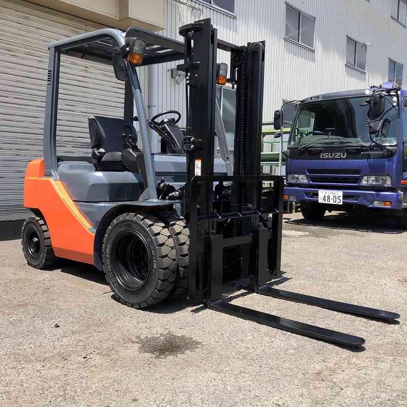 トヨタ 2Tフォークリフト 8FG20