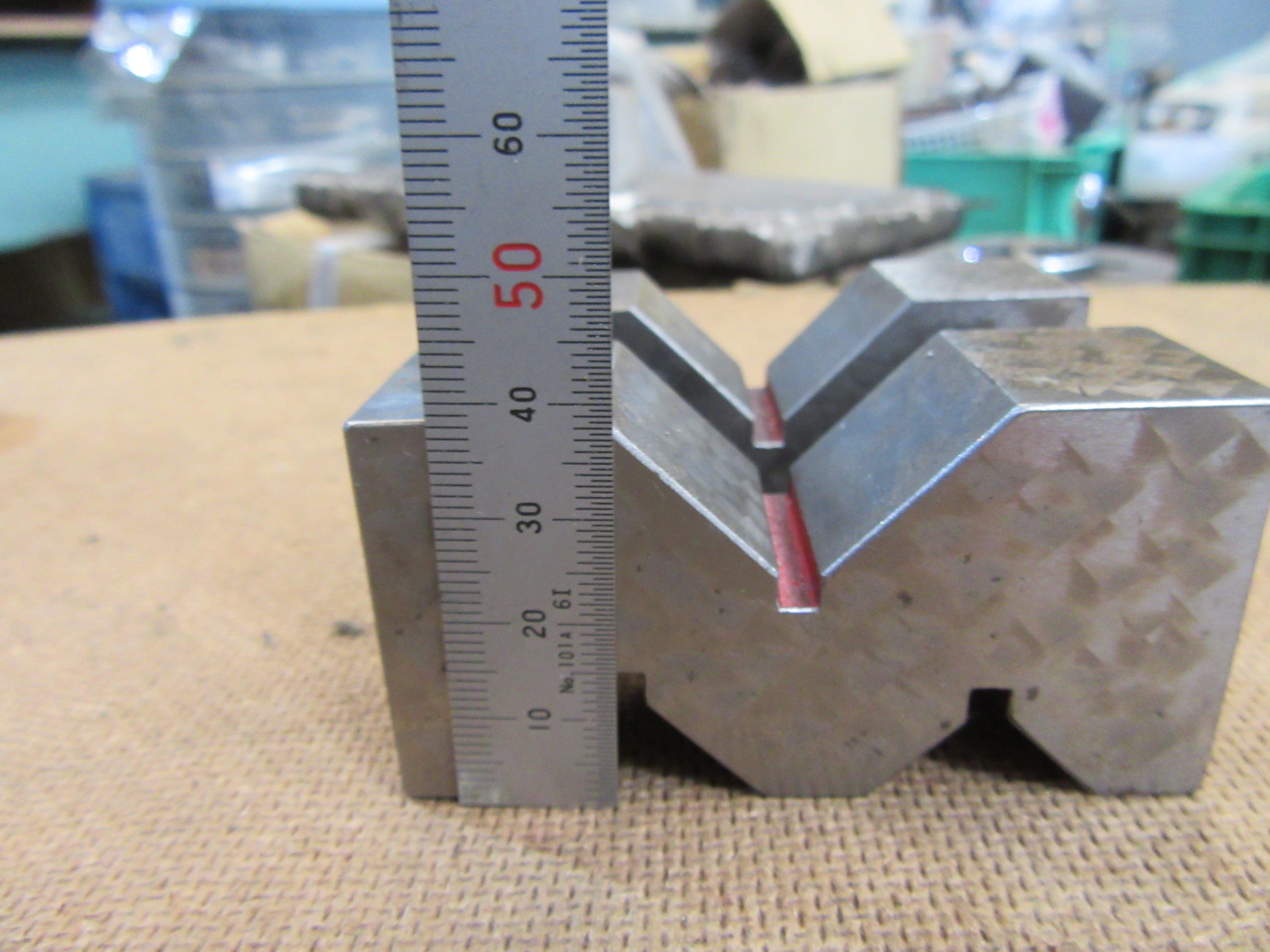不明 A型ヤゲン台（Vブロック）2個 75x25x38mm