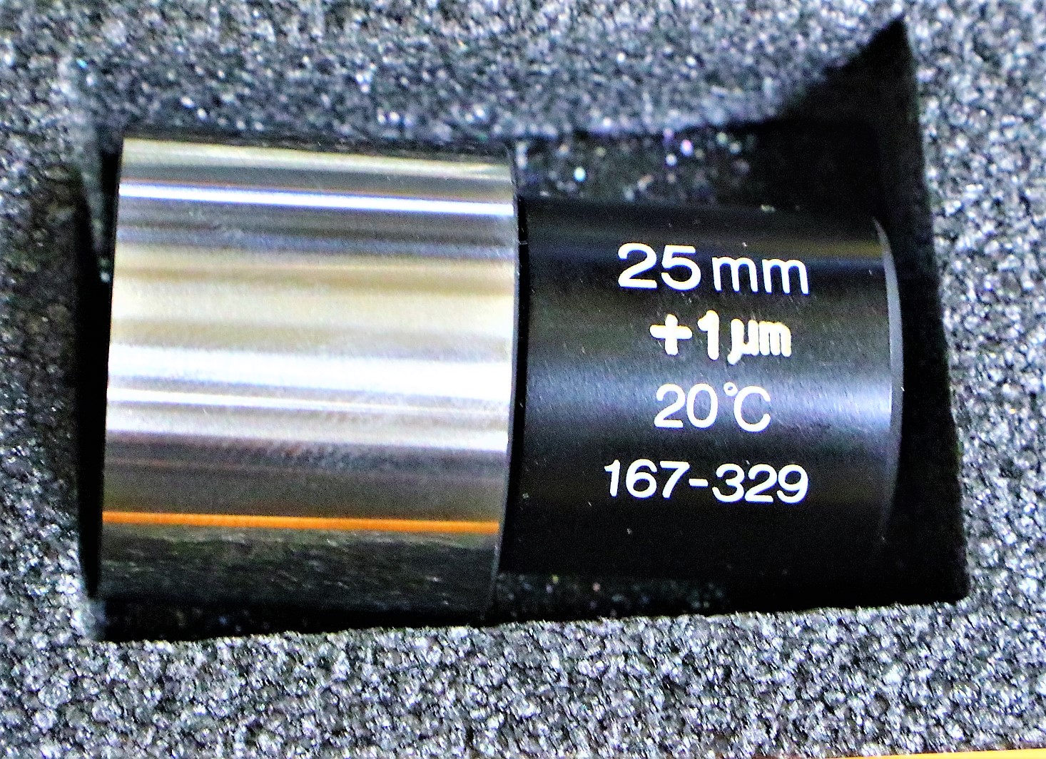 ミツトヨ V溝マイクロメータ 25-40mm　0.01mm