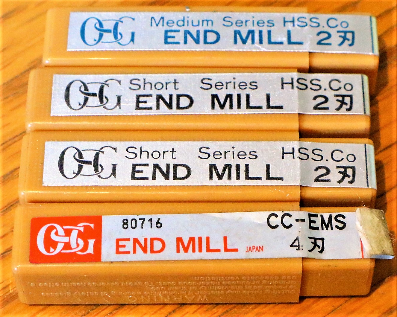 OSG エンドミル 一山　未使用　4個