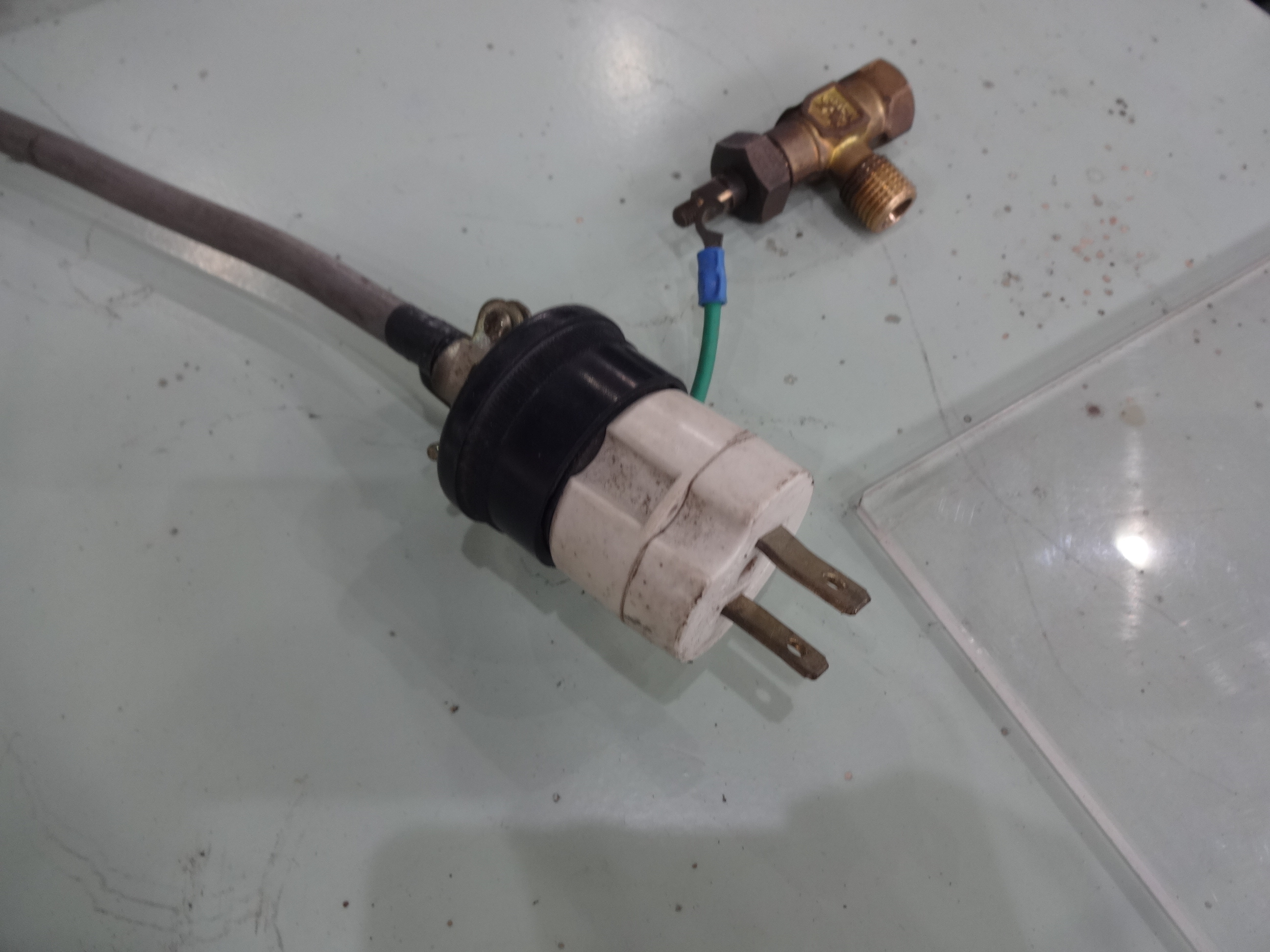 日立 0.75kWエアーコンプレッサー PB-0.75PVS5