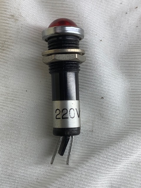  パイロットランプ ランプ　220v