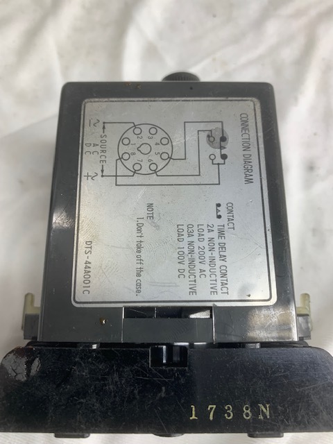 オムロン/OMRON ソリッドステートタイマー DTS　　と　　STP