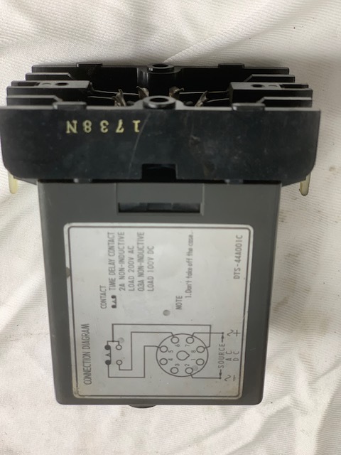 オムロン/OMRON ソリッドステートタイマー DTS　　と　　STP