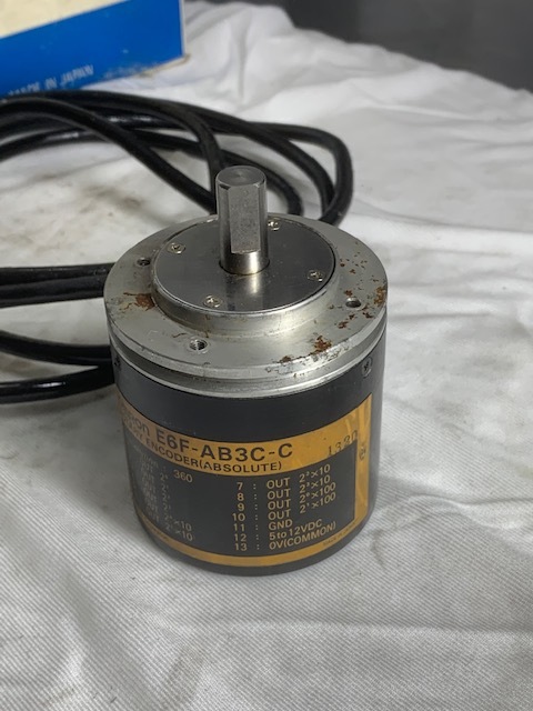 オムロン/OMRON ロータリーエンコーダー E6F-AB3C-C