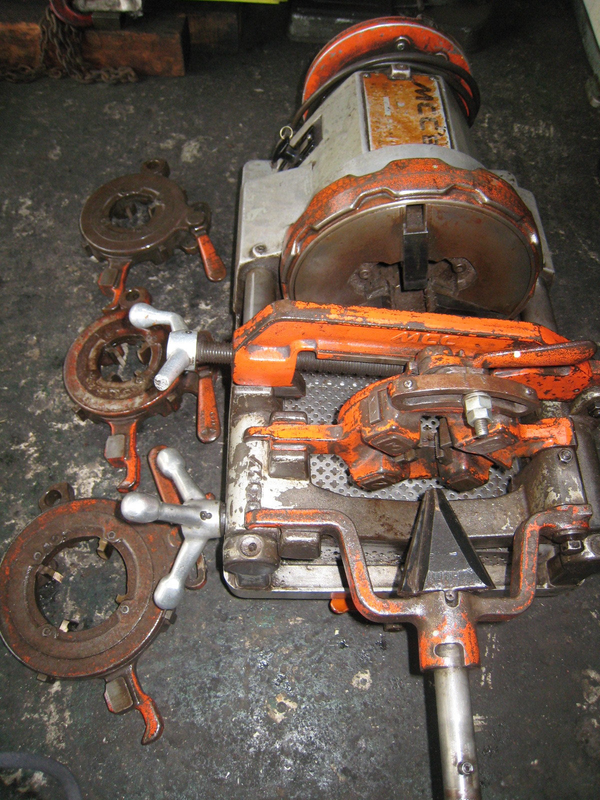松阪鉄工所 パイプネジ切り機 LM-13