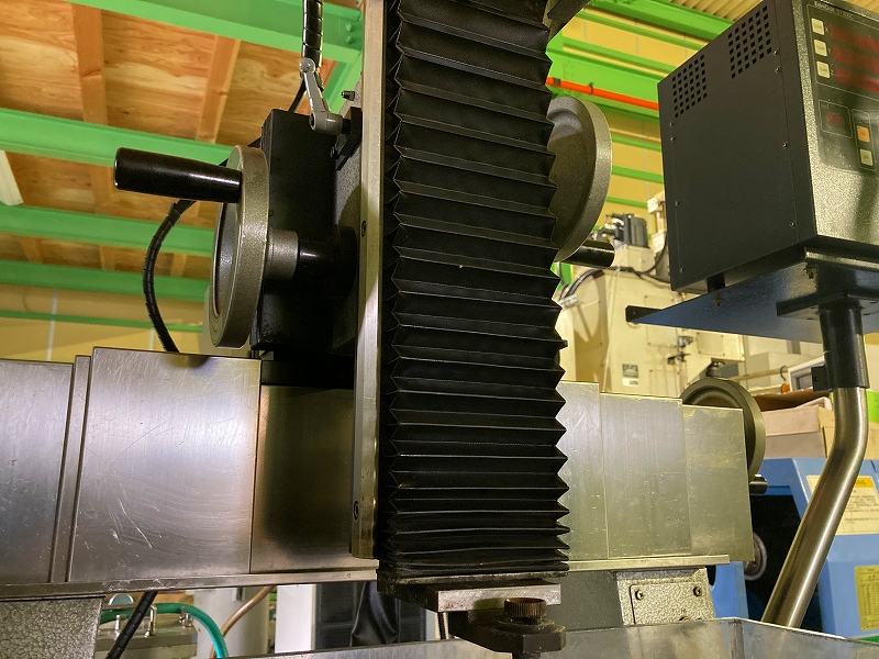 エレニックス(アマダ) 細穴放電加工機 ST300C(SH-3D)