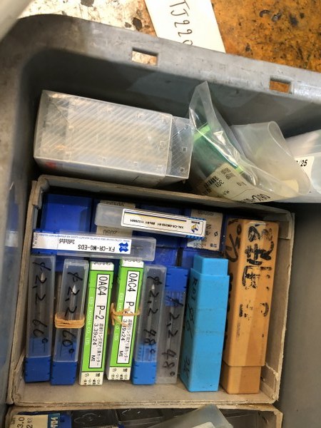 様々 切削工具1山 不明